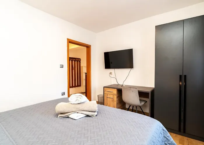 Sea View Summer 2 By Guide *