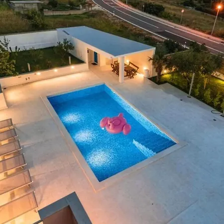 Vila Sea View Summer 2 By Guide *