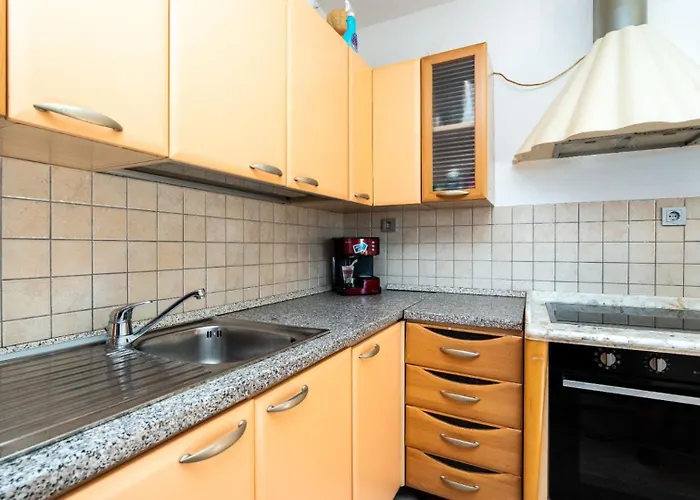 Sea View Summer 2 By Guide Vila Razanac