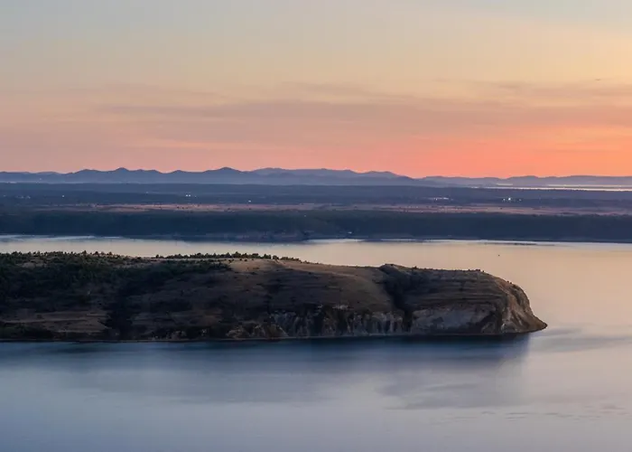 Sea View Summer 2 By Guide